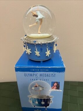 Hallmark Blue Figure Skater Musical Snow Globe Peggy Fleming